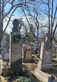 Gheorghe Dinică mormânt