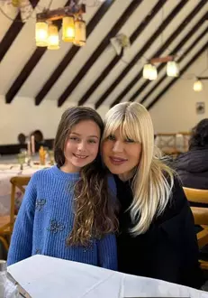 elena udrea si fiica ei0