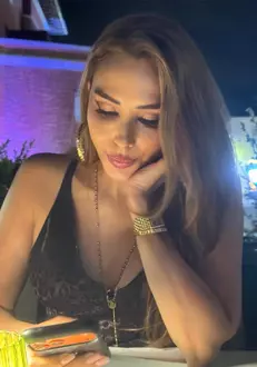 Iulia Vântur zi de naștere2