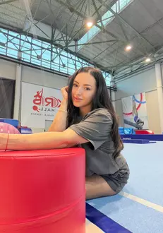Larisa Iordache1