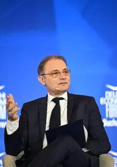 Luca Niculescu7