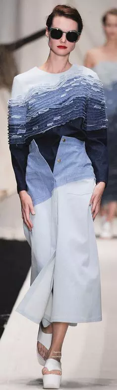 Alena Akhmadullina Collection Russia Spring 2016