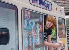Rupert Grint, vânzător de îngheţată