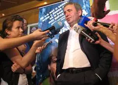 Hagi i-a vizitat pe concurenţii X Factor