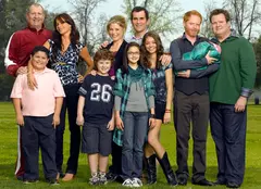 Acasă Gold va difuza, de astăzi, serialul de comedie „O familie modernă”
