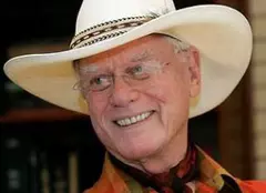 Larry Hagman va fi onorat cu un episod special în “Dallas”
