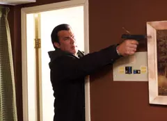 Recomandarea TVmania pentru seara de vineri, 30 iunie: „Un om periculos”, cu Steven Seagal