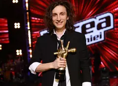 Tiberiu Albu, fost câștigător la Vocea României, s-a căsătorit. Uite cum arată soția sa!