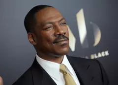 Eddie Murphy anunță că lucrează la partea a patra a filmului „Poliţistul din Beverly Hills”