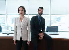 AXN difuzează, din 4 februarie, un nou serial de investigații: „Povara adevărului” (Burden of truth)