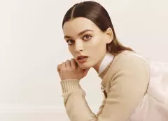 Emma Mackey o va juca pe Emily Brontë într-un film biografic