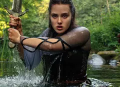 În iulie, la Netflix: sezoane noi din „The Protector”, „The Umbrella Academy”, „Costume” și un serial în premieră: „Blestemată”