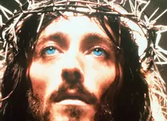 Antena 1 difuzează mini seria „Iisus din Nazareth”, produsă de Franco Zeffirelli