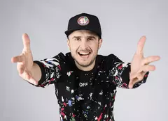 Șerban Copoț, prezentatorul emisiunii „Next Star”:  ”Vă vor da mai multă încredere în viitorul României!”