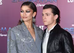 Tom Holland și Zendaya, de nedespărțit. Cum au fost surprinși pe covorul roșu