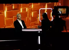 Aurelian Temișan, la „40 de întrebări cu Denise Rifai”. „Care a fost mai reușit: primul sau al doilea sărut cu Loredana?”