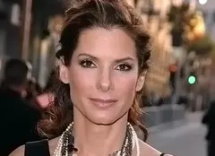 Sandra Bullock vrea o vacanţă