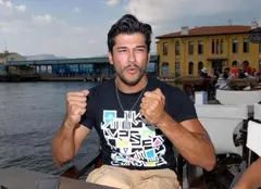 FOTO| Cine e Burak Özçivit, boierul Malkoçoğlu din “Suleyman Magnificul”