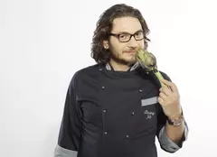 Chef Dumitrescu e mai exigent cu el însuși decât cu concurenții ”MasterChef” 