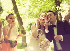 "Patru nunţi şi o provocare" începe diseară, la Pro TV