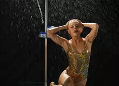 FOTO: Sore a filmat videoclipul piesei "Bad Boy is Back"