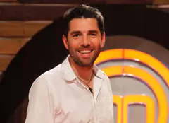 Alex Dima s-a pus pe “tocit” pentru “MasterChef – Proba celebrităţii”