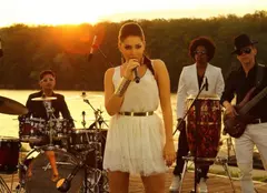 Mandinga a lansat clipul piesei "Sufletul zâmbea"