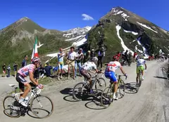 Astăzi începe Turul ciclist al Italiei. "Il Giro" este transmis de Eurosport