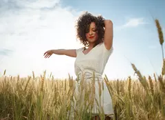 Mossano și Ami au lansat videoclipul piesei "I promise you"