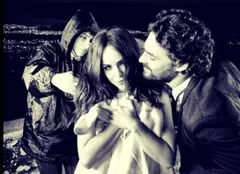 Camila Sodi şi Ivan Sanchez fac pereche în serialul „Señorita Pólvora”