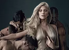 Lady Gaga, de nerecunoscut în şedinţa foto pentru noul parfum