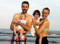 Oana Ioniţă, prima vacanţă cu „Burduşel”     