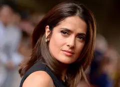 Salma Hayek, la Săptămâna Modei de la Paris