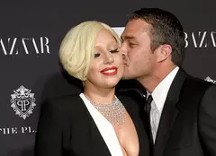 Taylor Kinney: „Lady Gaga vrea o nuntă mare și frumoasă”