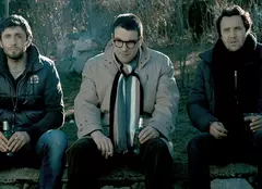 „Alt Love Building”: cronică de film |  Când intră în cinematografe