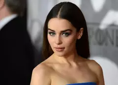 Interviu EXCLUSIV: De vorbă cu Emilia Clarke din „Urzeala tronurilor”