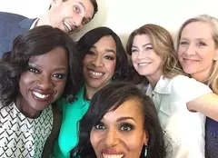 Shonda Rhimes („Anatomia lui Grey”) lucrează la un nou serial, al cincilea