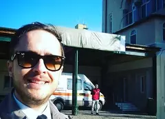 Şerban Copoţ, prezentatorul „iUmor”, a devenit din nou tată