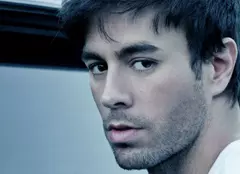 Ce pretenţii are Enrique Iglesias ca să cânte la Bucureşti