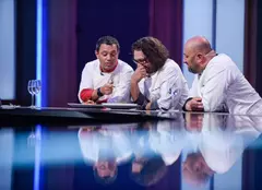 Răsturnări de situație în noua ediție „Chefi la cutițe”. Cine jurizează farfuriile