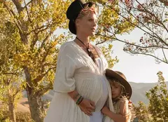 FOTO. Pink aşteaptă al doilea ei copil, cu soţul Carey Hart