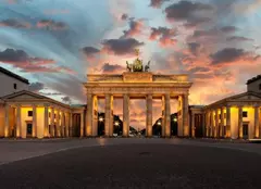 TVR 2 difuzează documentarul “O zi în Berlin” realizat de Sanda Vişan