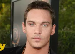 Jonathan Rhys Meyers („Dinastia Tudorilor”) va deveni tată. FOTO