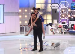 Bursucu’ și Ana-Maria Barnoschi dau în mintea copiilor la „Roata norocului”