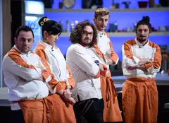 Sunt ultimele confruntări de la „Chefi la cuțite”: Azi, chef Dumitrescu dă afară doi concurenți