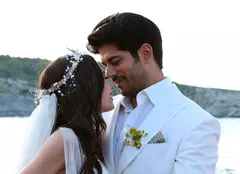 Nu rataţi, diseară, la Kanal D: Nunta lui Nihan cu Kemal (“Dragoste infinită”)