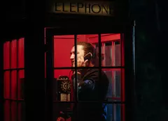 Smiley a ajuns la jumătatea maratonului aniversar şi a lansat piesa „Rara”