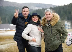 Mirela Vaida și Daniel Buzdugan cautã fete frumoase şi talente în Bucovina, la „Ie, Românie”