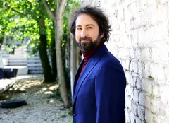 Cosmin Savu prezintă „Țară fără glie”, o nouă anchetă marca „România, te iubesc!”, duminică, la Pro TV