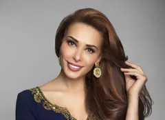 Iulia Vântur prezintă Festivalul Cerbul de Aur alături de Gabriel Garko